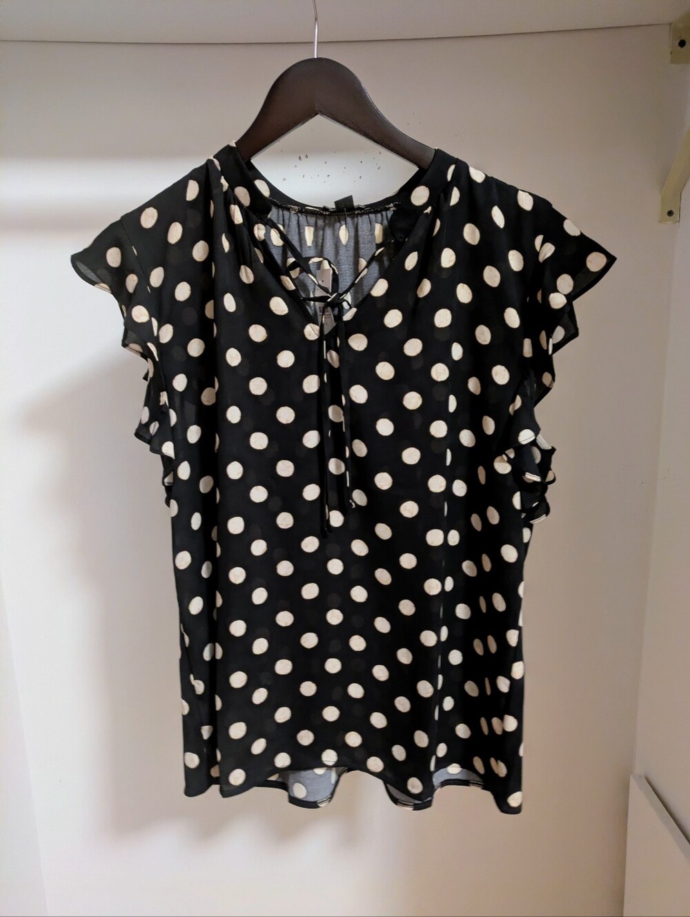 NWT Ann Taylor Factory polka dot blouse size medium